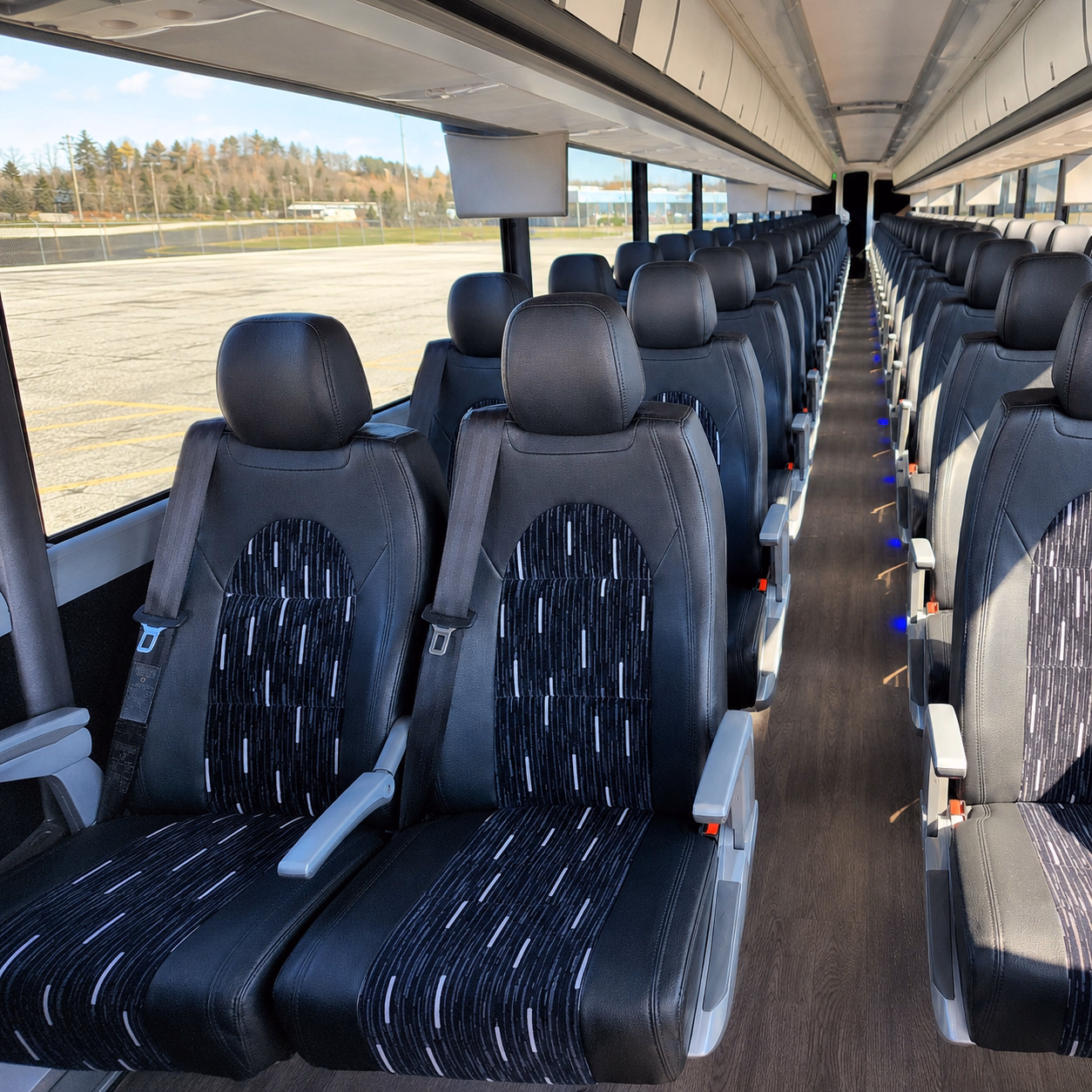 hotel shuttles for conferences and business travel