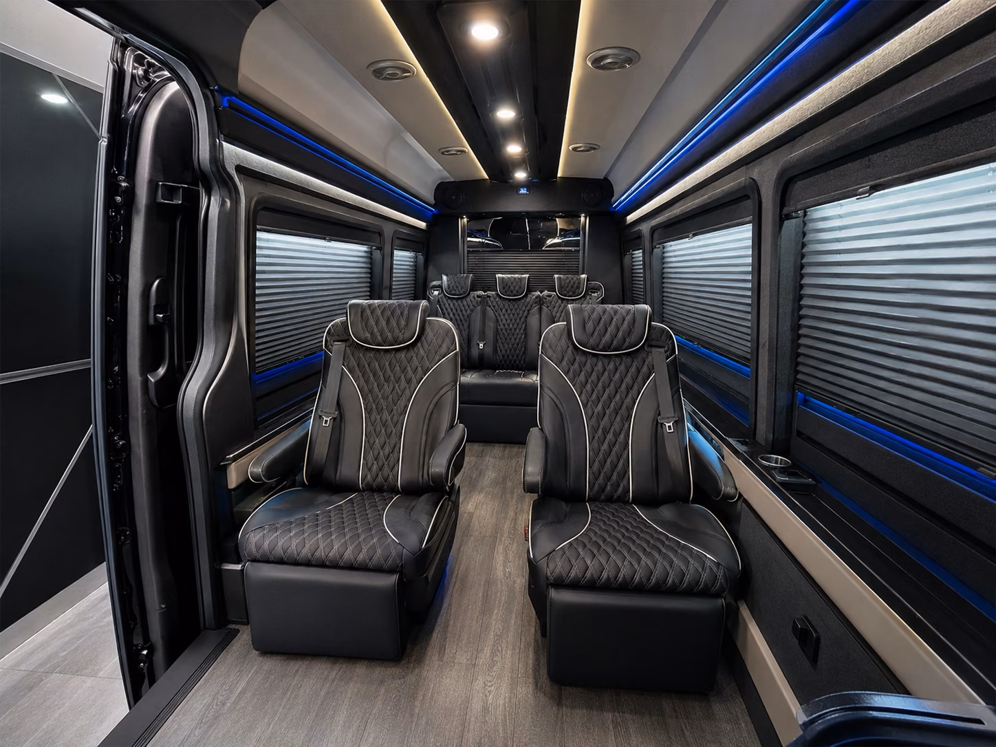 scottsdale airport shuttle buses for employees