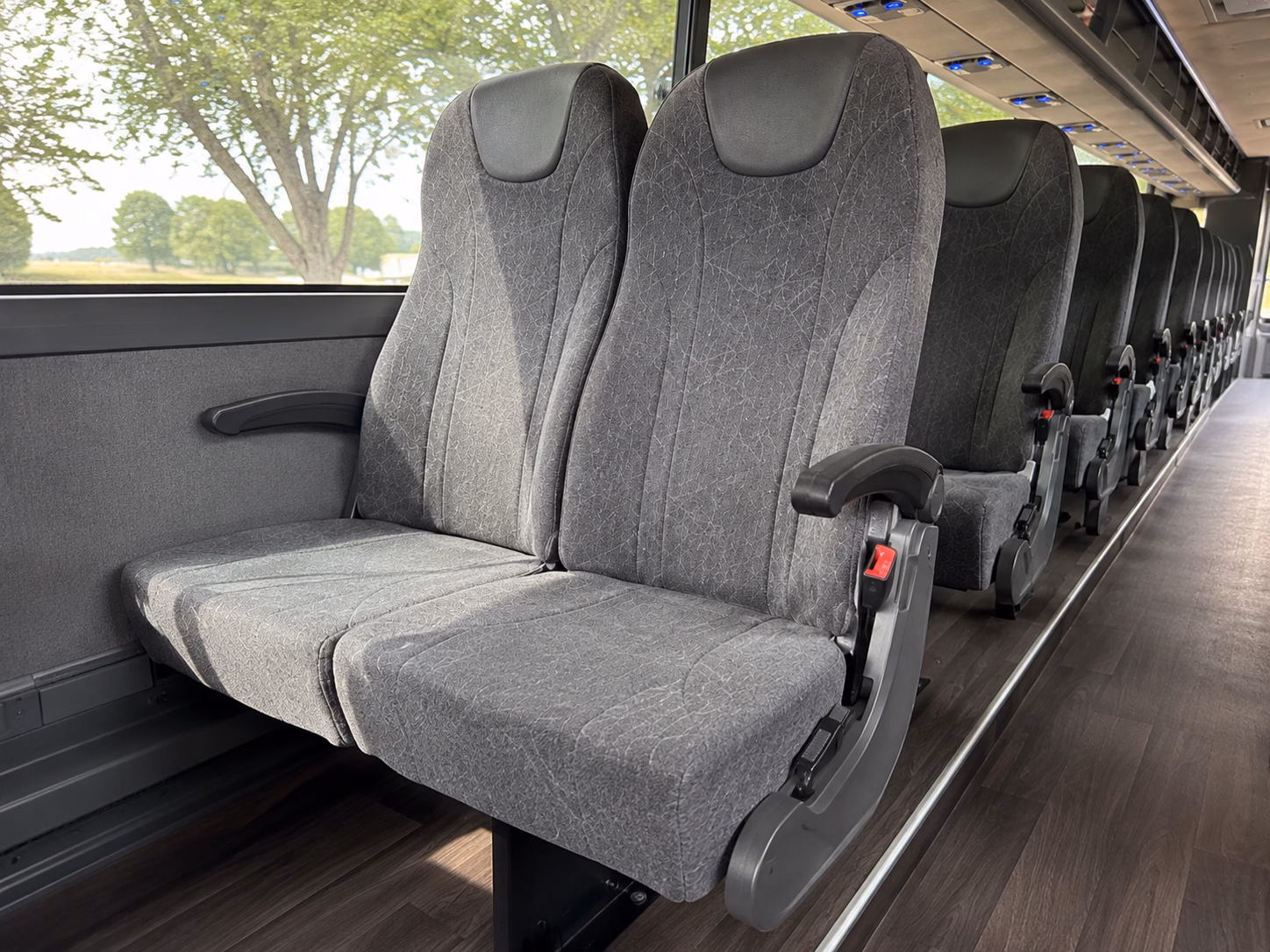 scottsdale airport shuttles for military and government travel